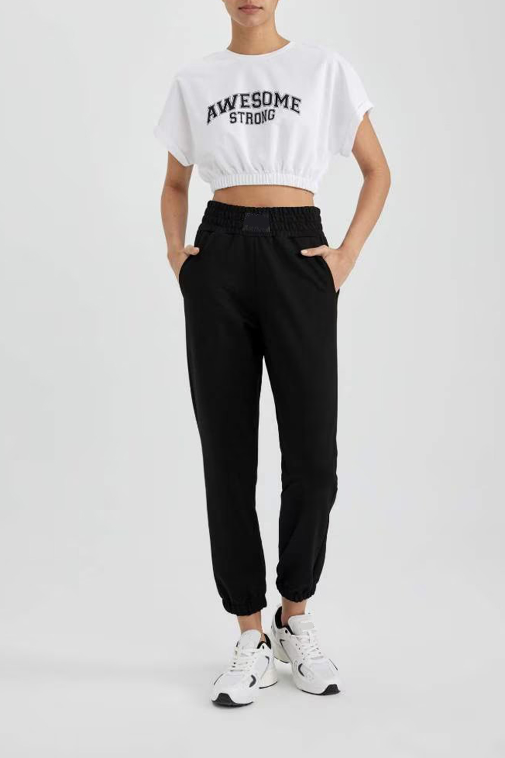 Standard Fit Jogger Sweatpants