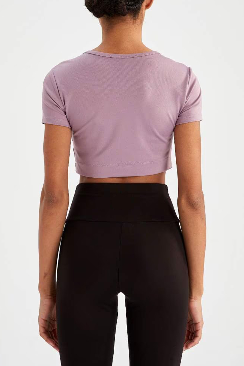 Elegant Crew Neck Solid Color T-Shirt